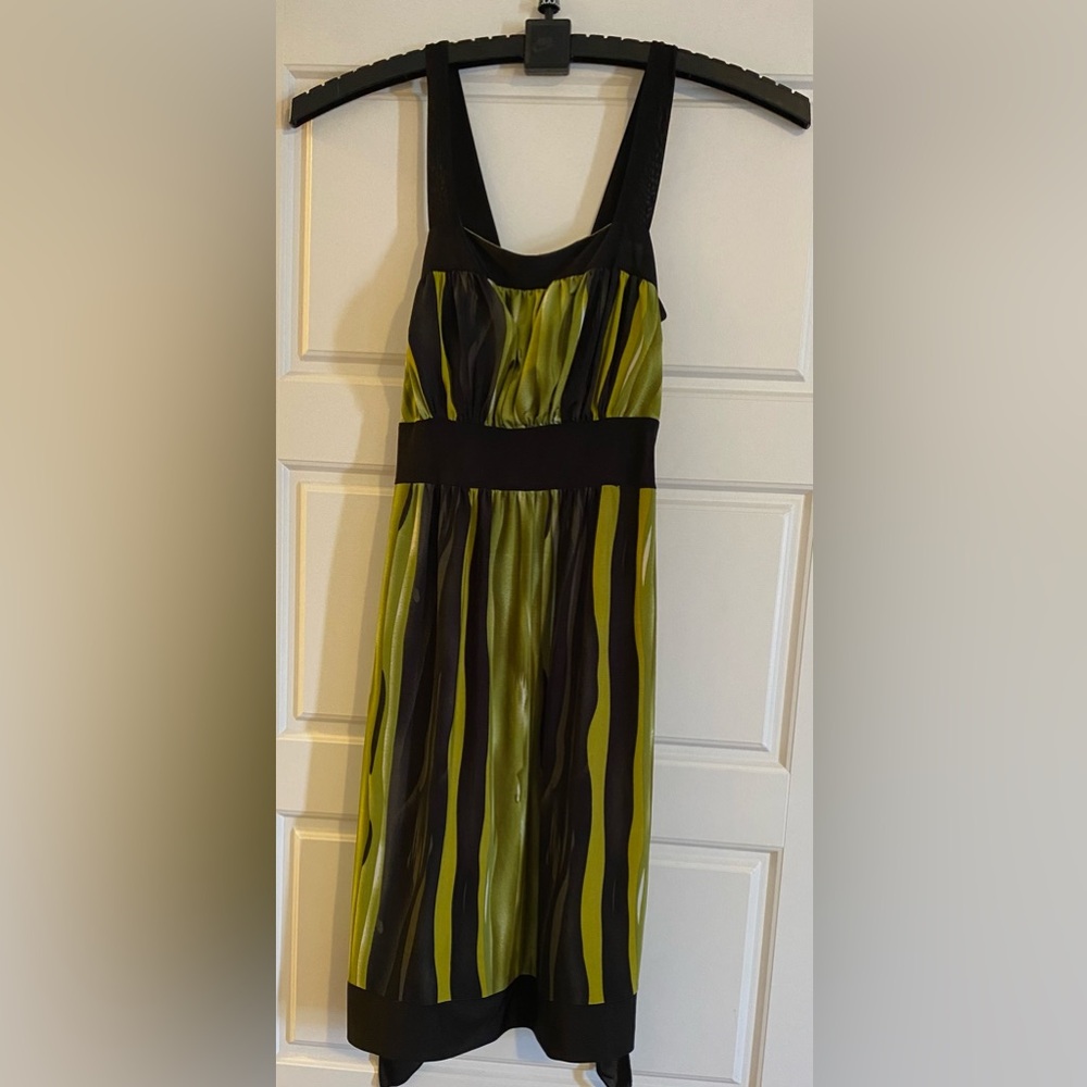 Annabelle happie small midi dress